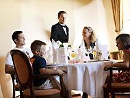 Hotel ZELENI GAJ - Terme Banovci *** ***, Verej