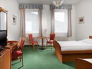 Hotel Spa komplex CURIE *** ***, Jchymov